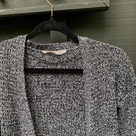 Bluenotes Gray Long Knitted Cardigan Cottagecore Fairycore Costal Grandmother - Picture 2 of 5